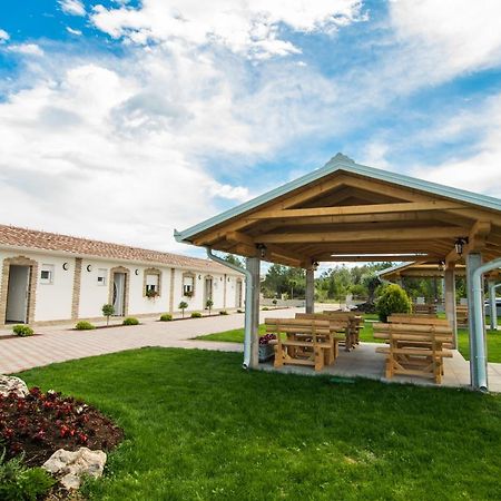 Apartments Slapovi Studenci Екстер'єр фото