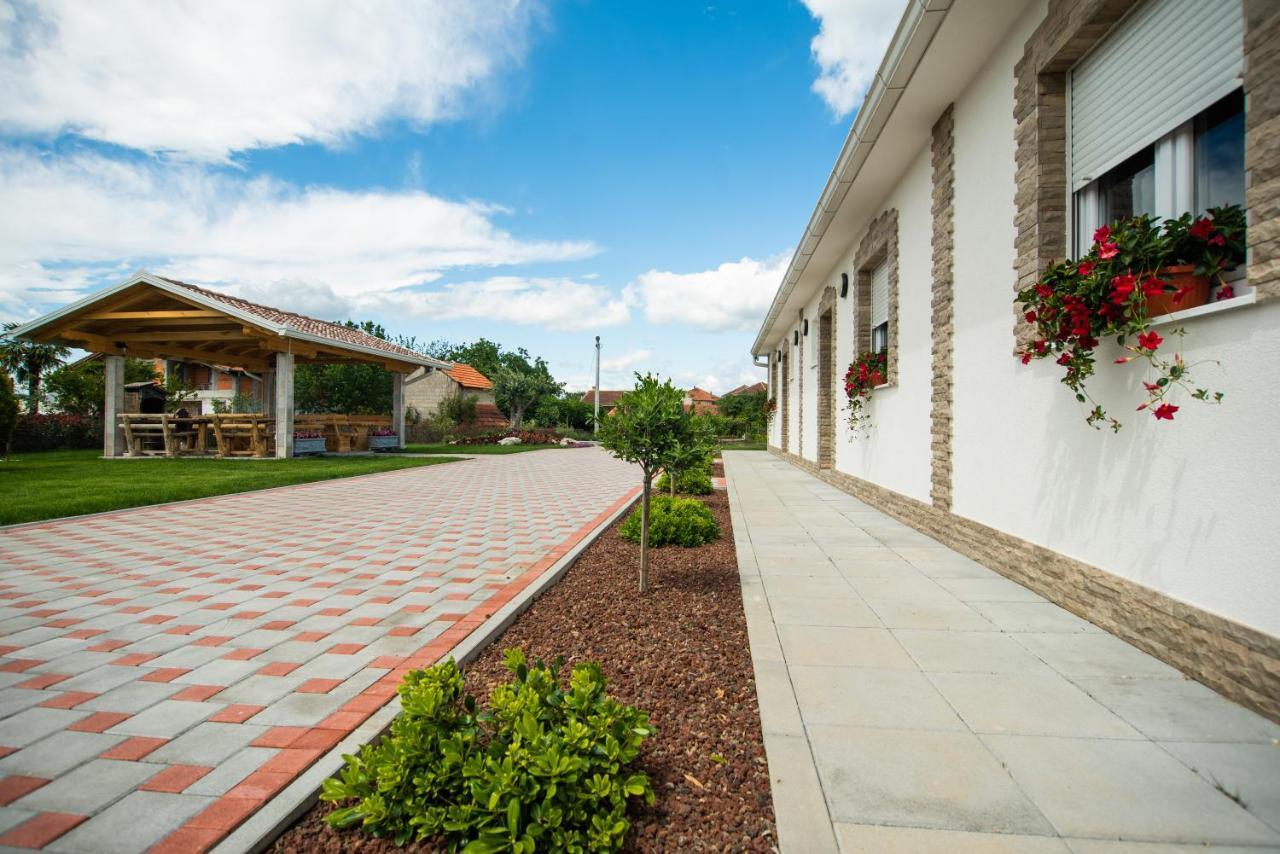 Apartments Slapovi Studenci Екстер'єр фото