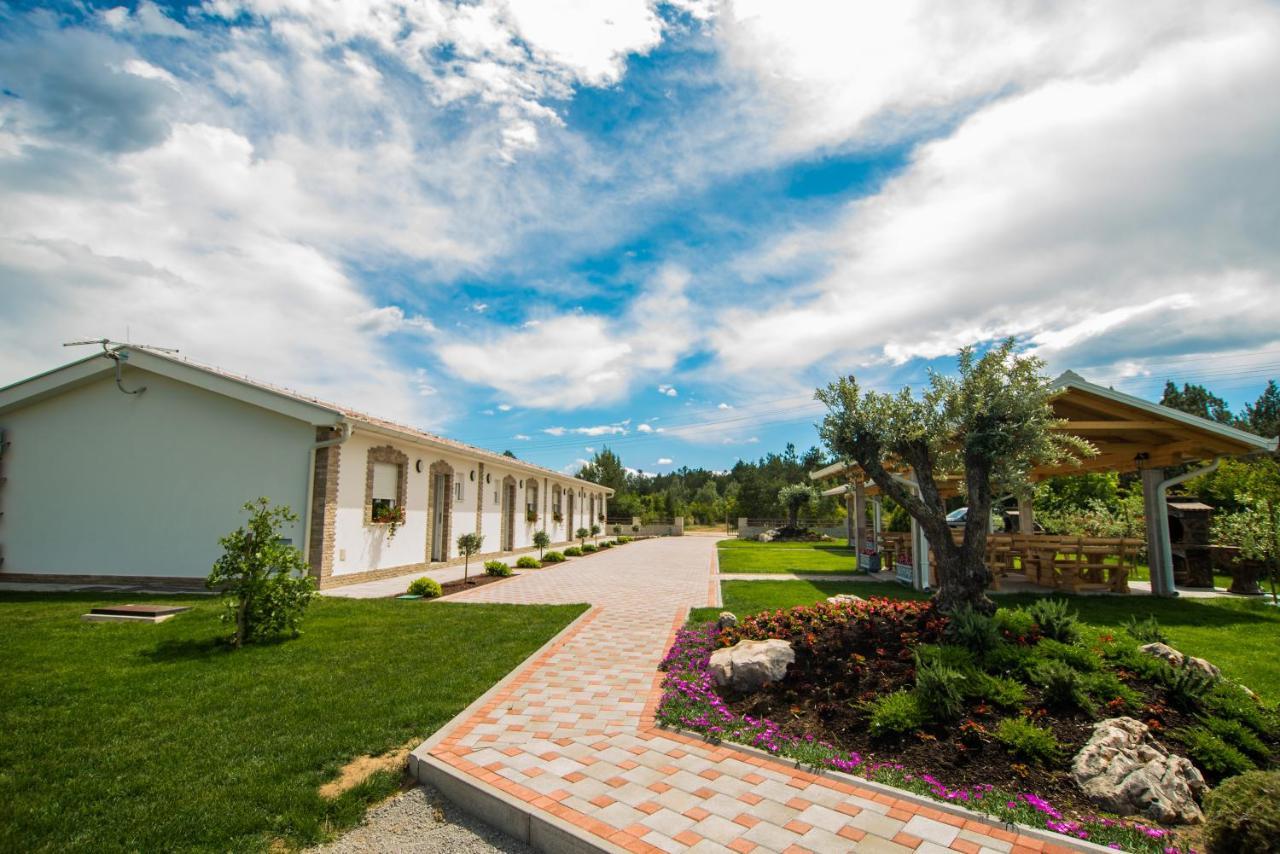 Apartments Slapovi Studenci Екстер'єр фото